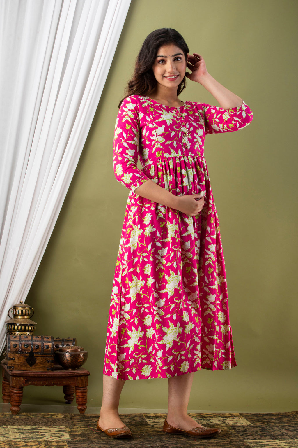 Majestic divas Cotton Rani Pink Bold Floral Allover Printed Maternity Feeding Kurta Dress with Dual Zippers