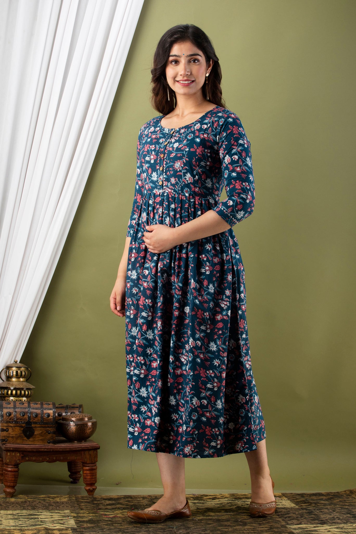 Majestic divas Cotton Teal Blue Ditsy Floral Allover Printed Maternity Feeding Kurta Dress with Dual Zippers Main image