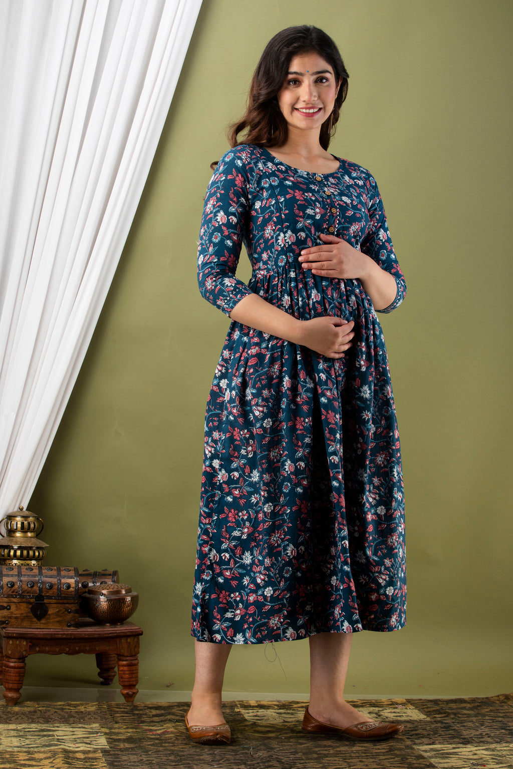 Majestic divas Cotton Teal Blue Ditsy Floral Allover Printed Maternity Feeding Kurta Dress with Dual Zippers