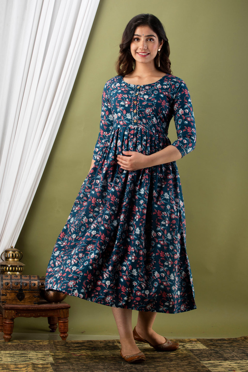 Majestic divas Cotton Teal Blue Ditsy Floral Allover Printed Maternity Feeding Kurta Dress with Dual Zippers