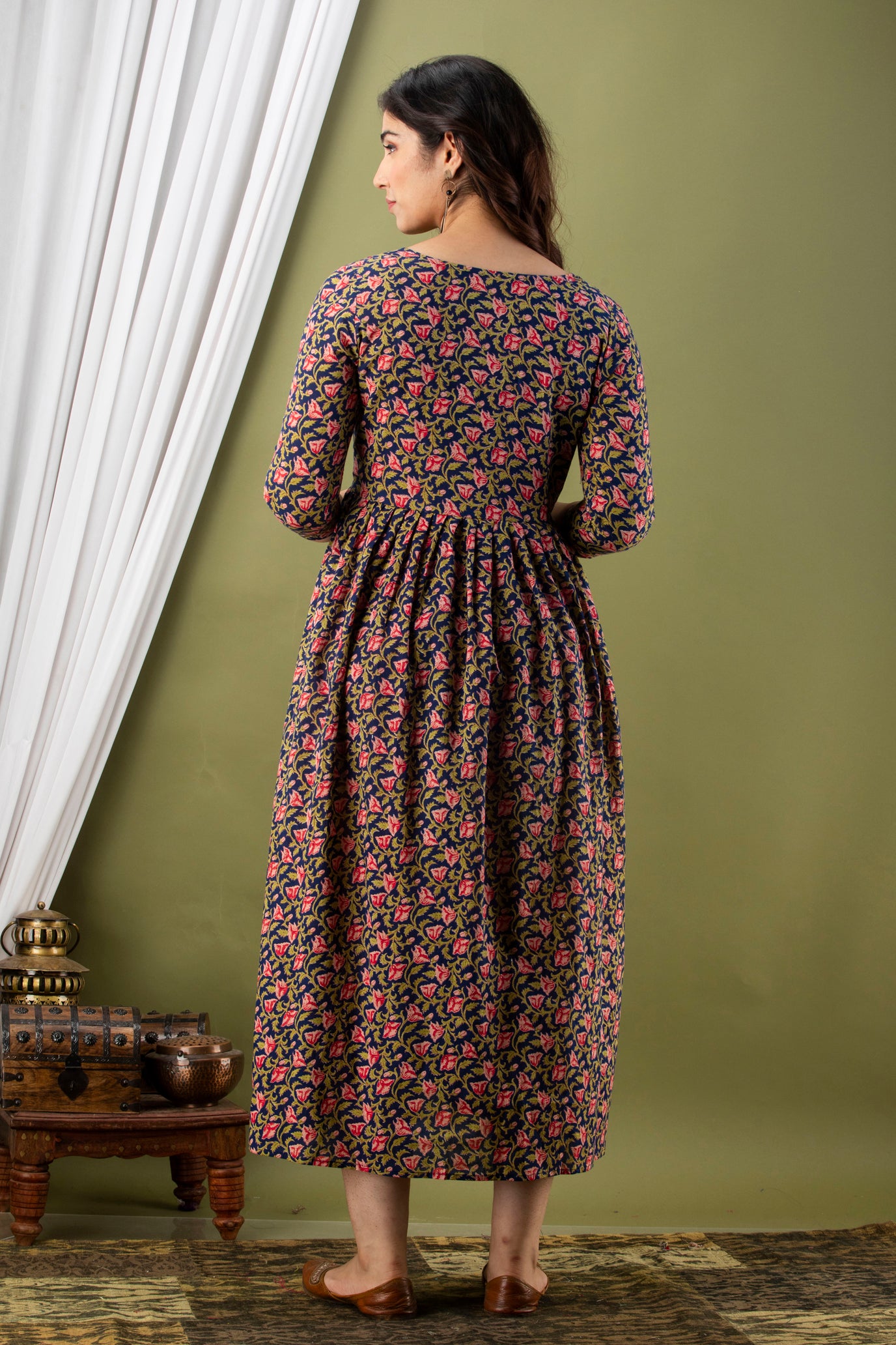 Majestic divas Cotton Navy Blue Traditional Floral Buta Allover Printed Maternity Feeding Kurta Dress with Dual Zippers Secondary image