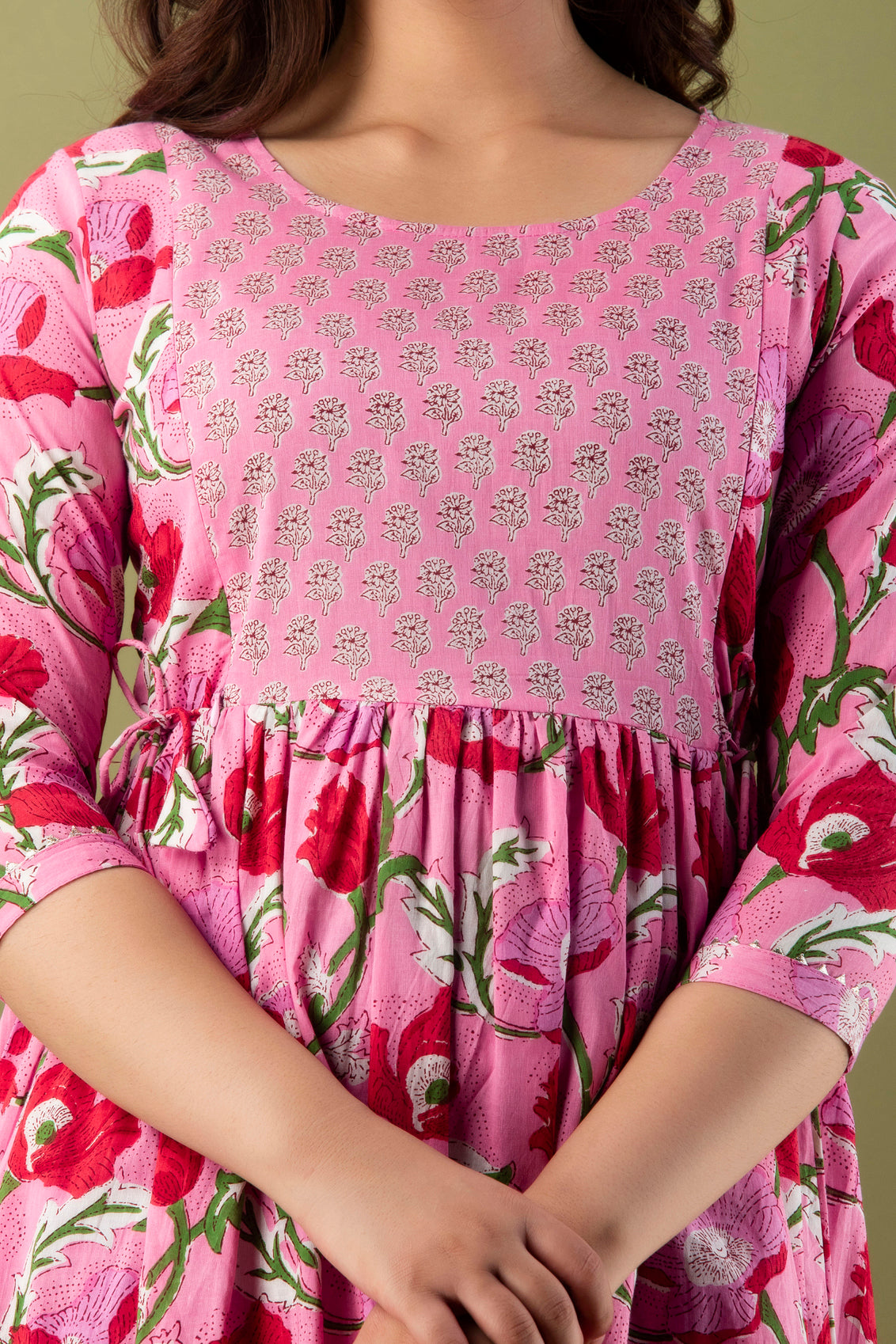 Majestic divas Cotton Pink Floral Jaal Printed Maternity Feeding Kurta Dress with Dual Zippers