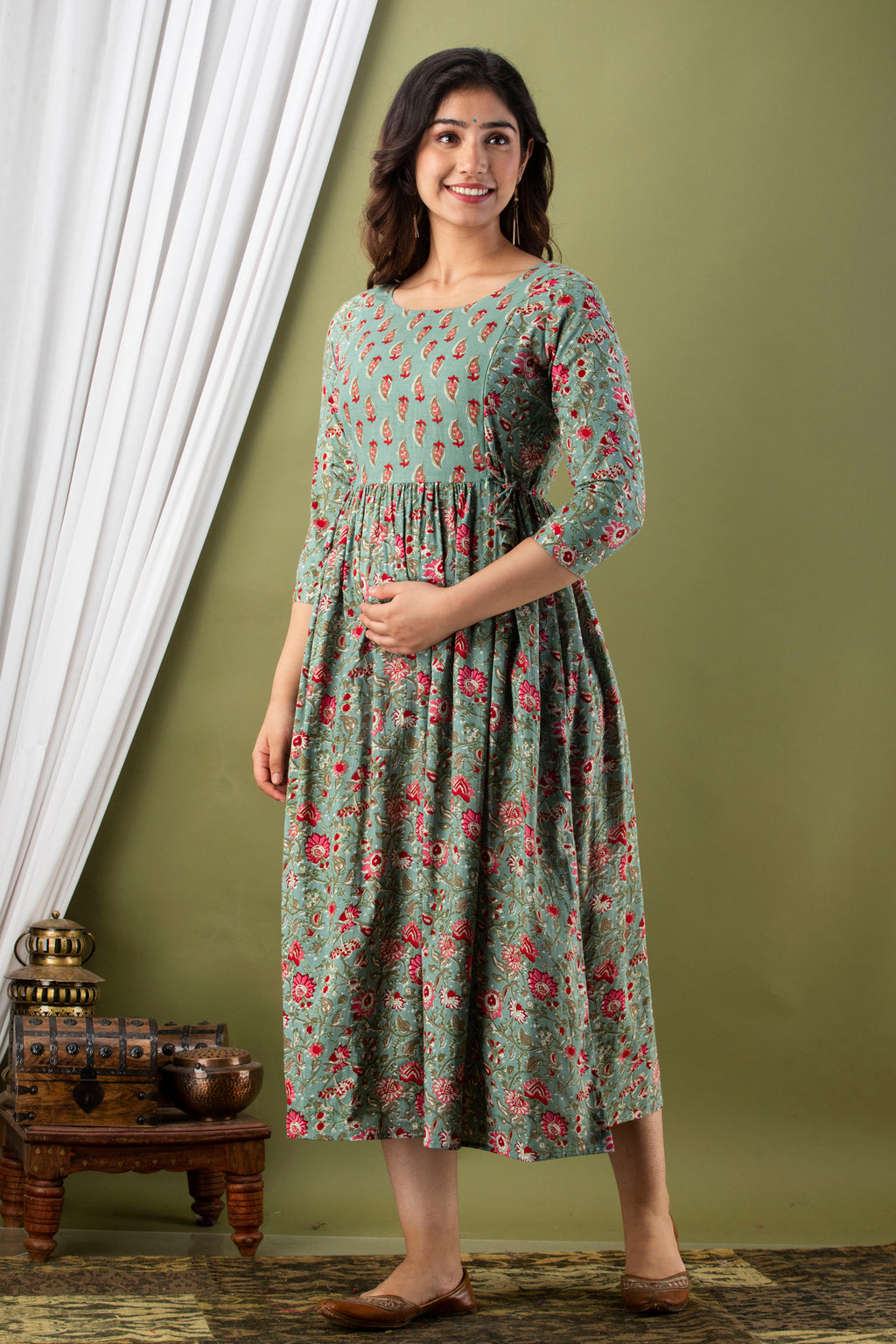 Majestic divas Cotton Olive Green Floral Buta Printed Maternity Feeding Kurta Dress with Dual Zippers