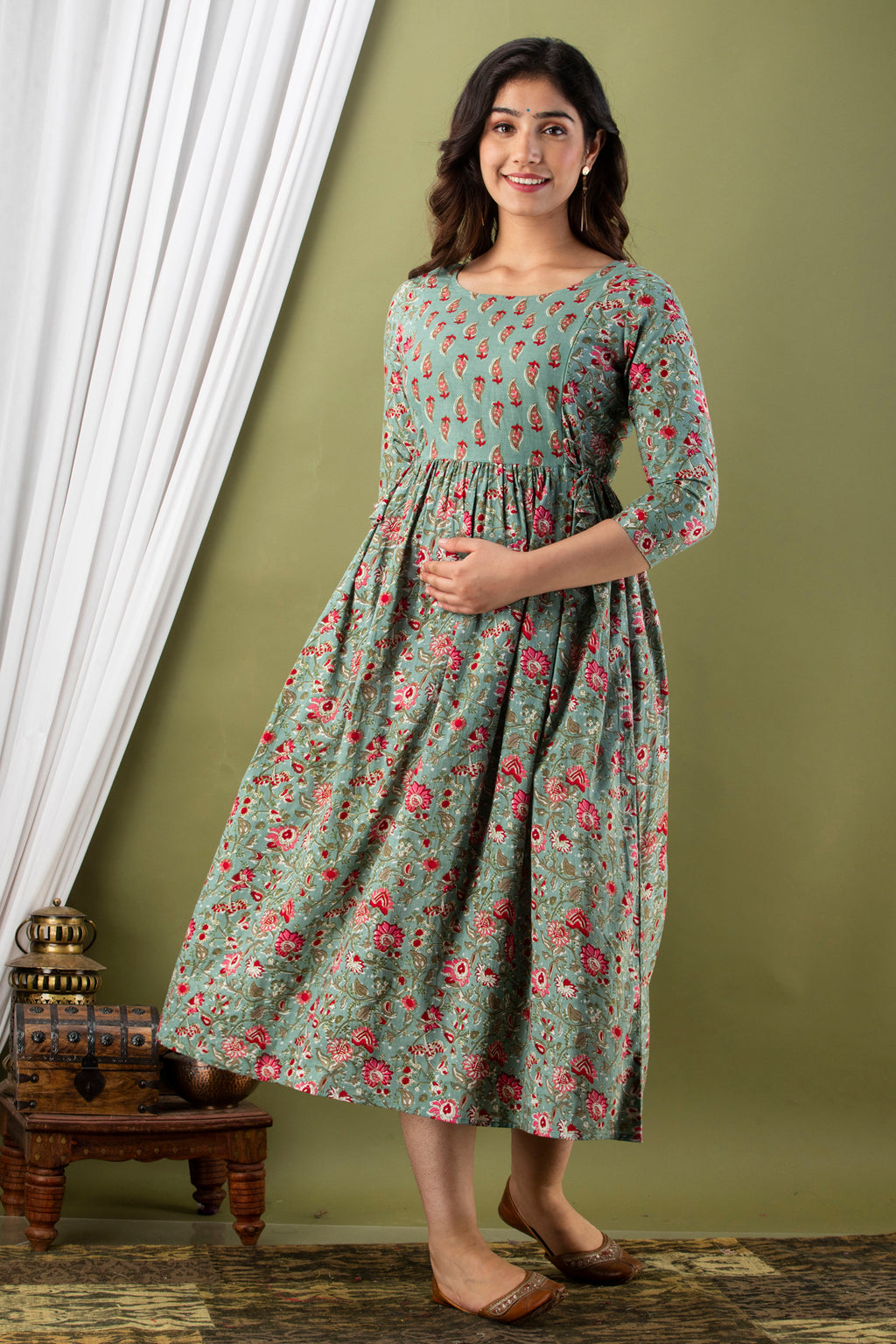 Majestic divas Cotton Olive Green Floral Buta Printed Maternity Feeding Kurta Dress with Dual Zippers