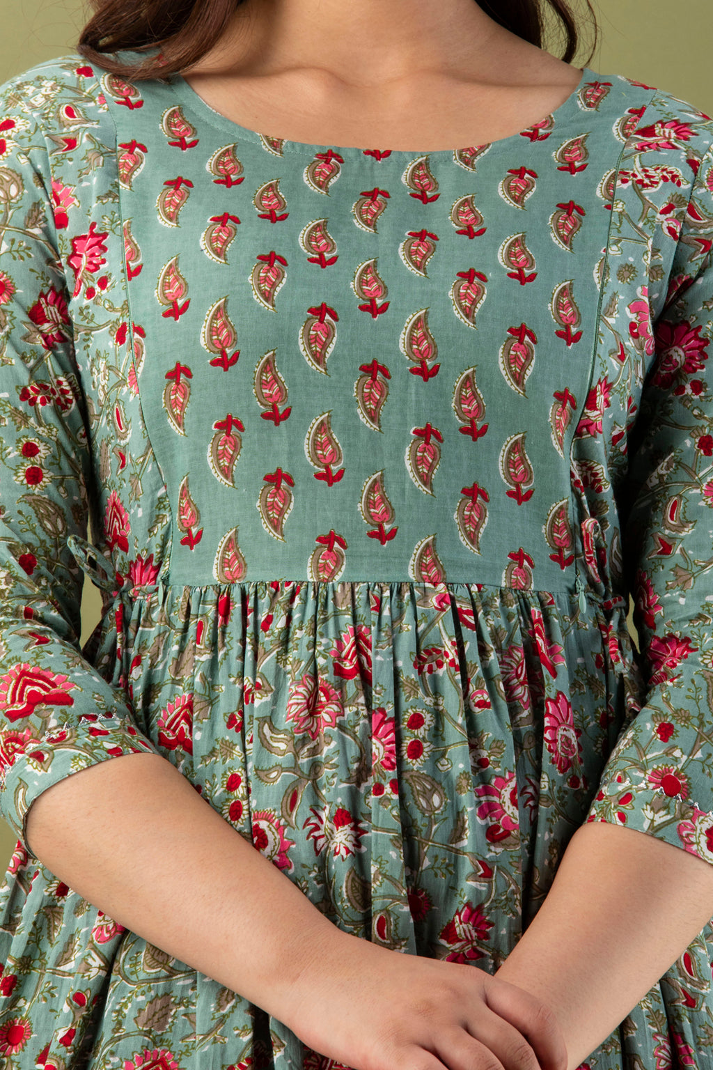 Majestic divas Cotton Olive Green Floral Buta Printed Maternity Feeding Kurta Dress with Dual Zippers