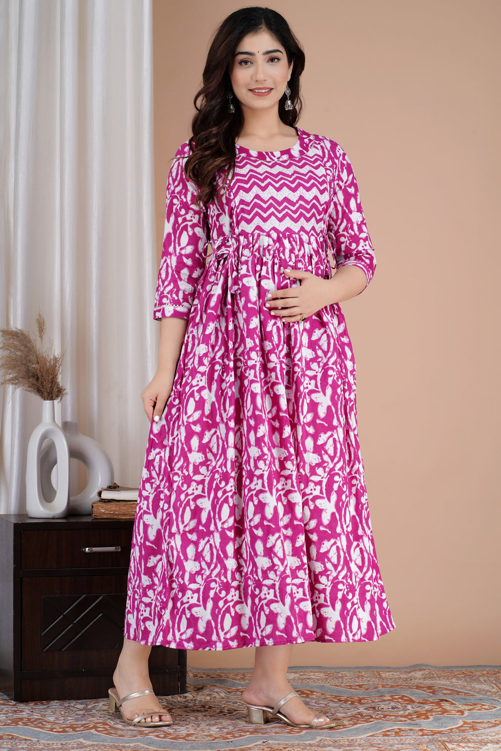 Majestic divas Cotton Pink Abstract Floral Printed Maternity Feeding Kurta Dress with Dual Zippers