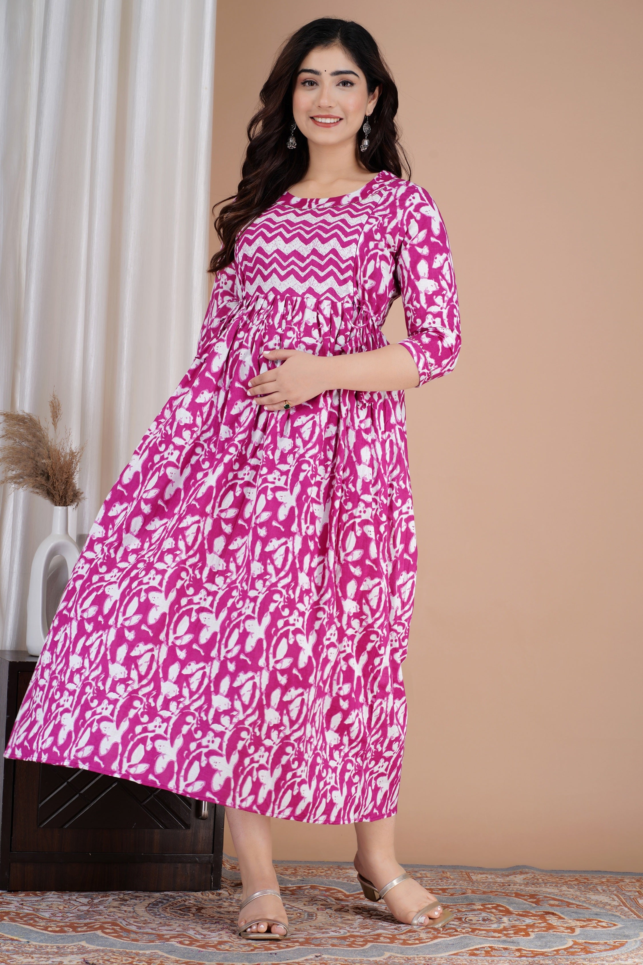 Majestic divas Cotton Pink Abstract Floral Printed Maternity Feeding Kurta Dress with Dual Zippers