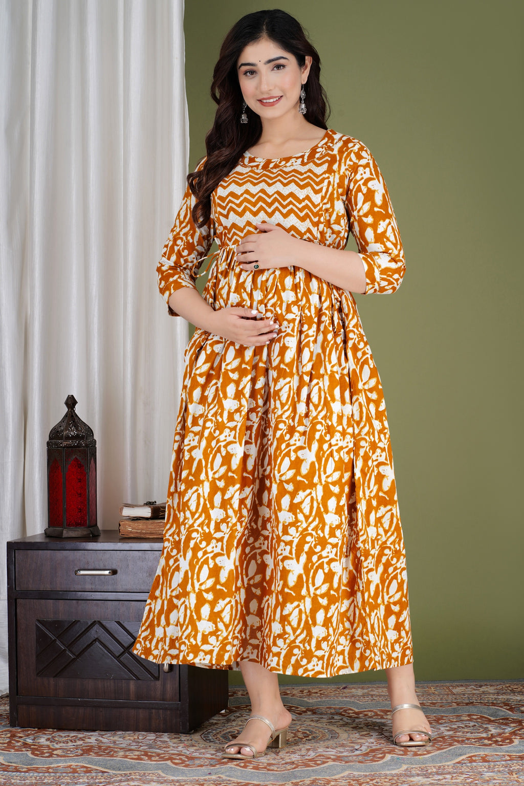 Majestic divas Cotton Mustard Abstract Floral Printed Maternity Feeding Kurta Dress with Dual Zippers