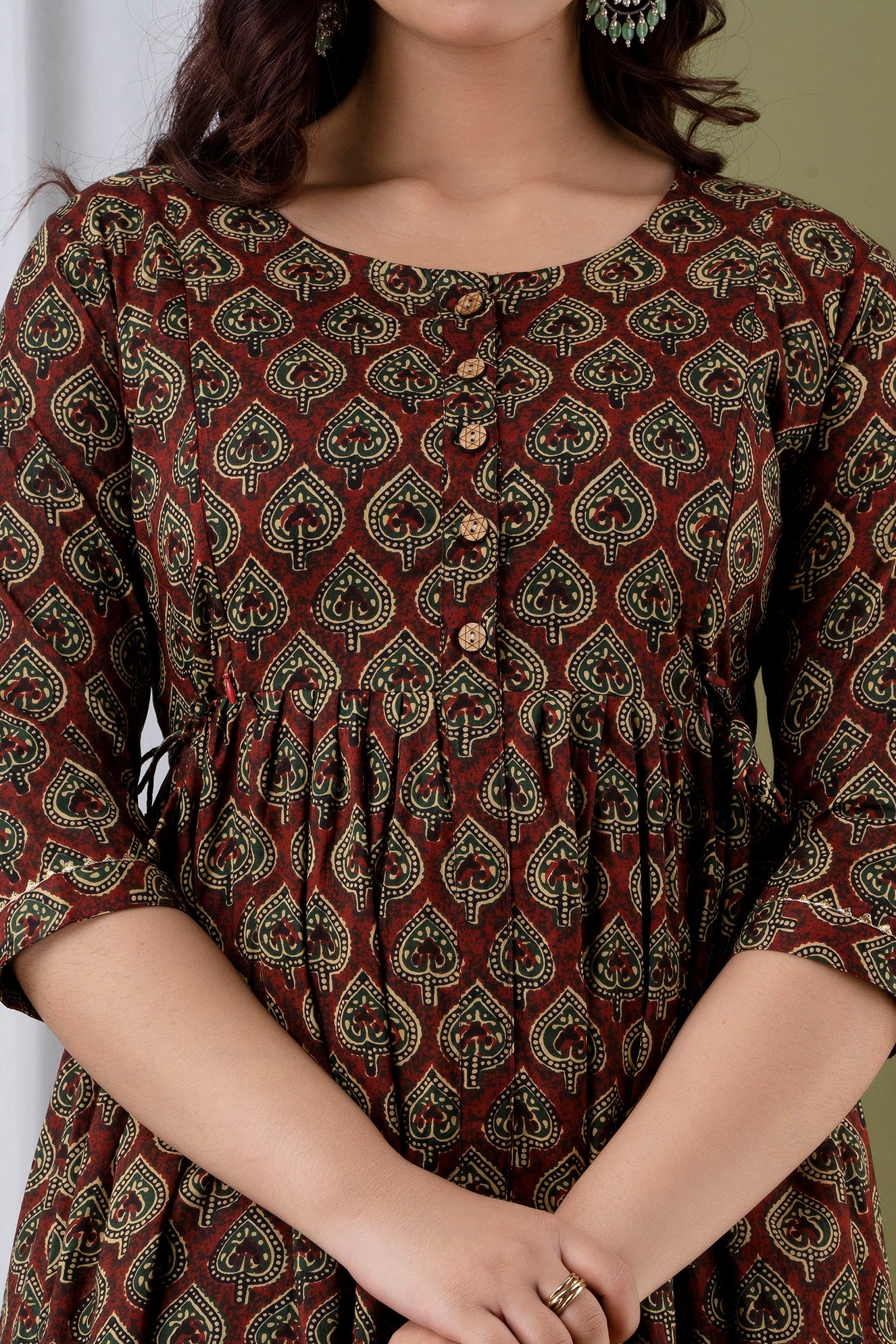 Majestic divas Cotton Maroon Heart Motif Printed Maternity Feeding Kurta Dress with Dual Zippers