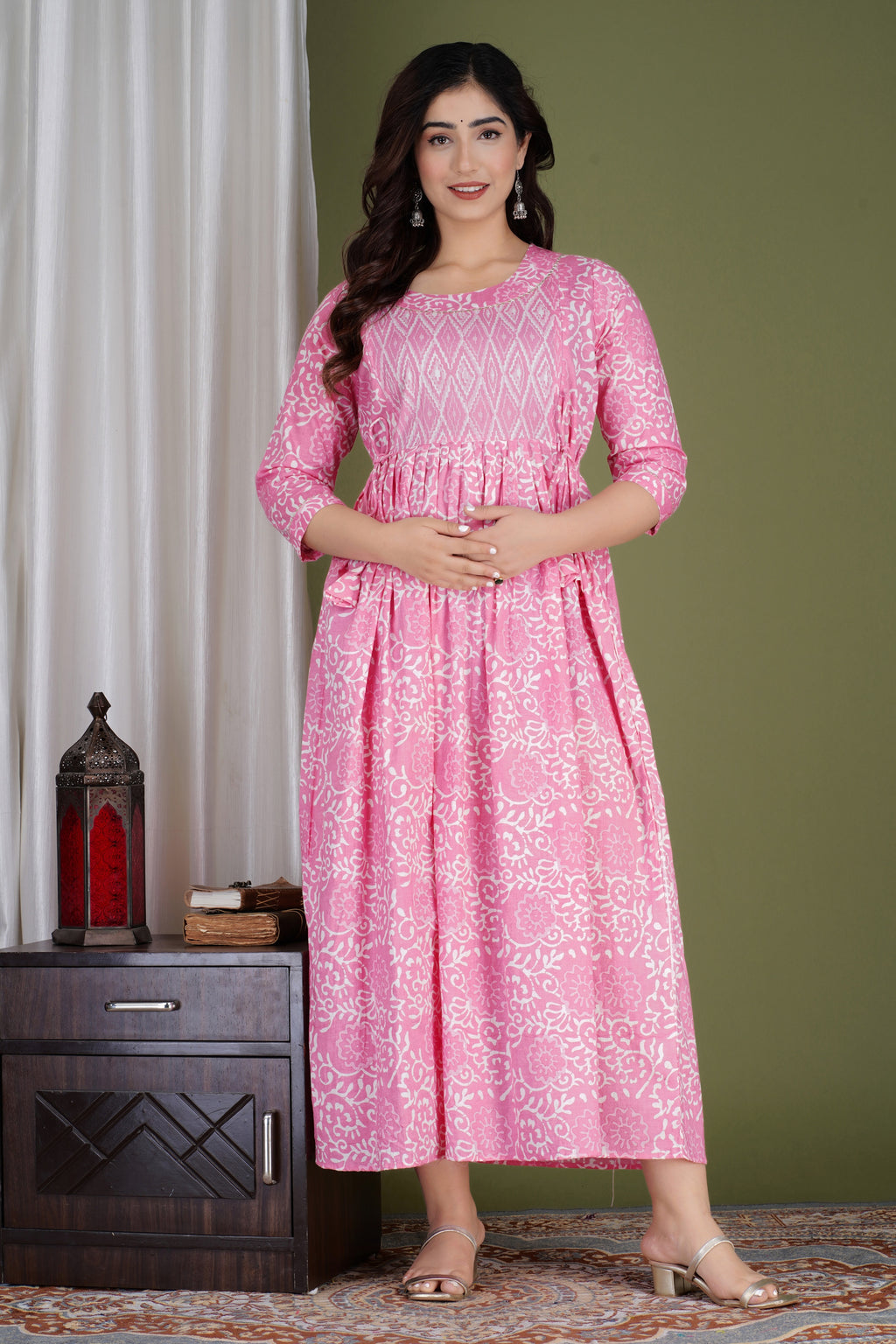 Majestic divas Cotton Pink Floral & Ikat Printed Maternity Feeding Kurta Dress with Dual Zippers & Side Tie-Up