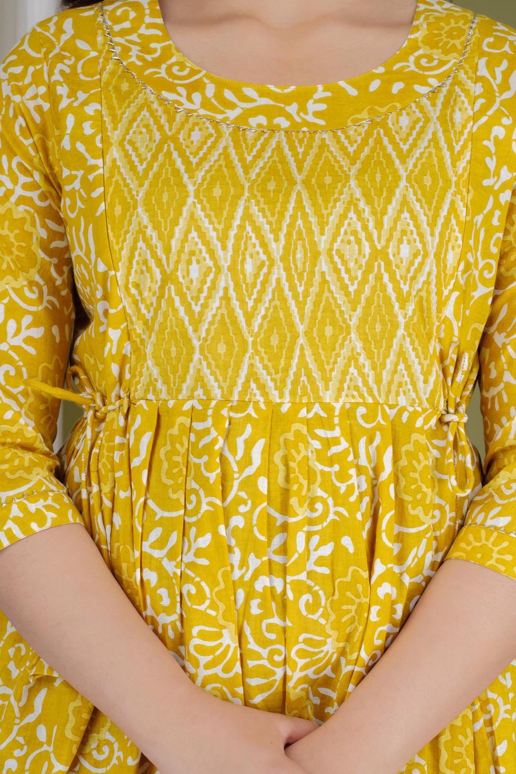 Majestic divas Cotton Yellow Floral Buta Printed Maternity Feeding Kurta Dress with Dual Zippers