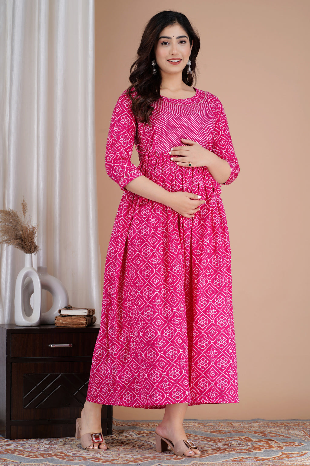 Majestic divas Cotton Pink Bandhani Printed Maternity Feeding Kurta Dress with Stripe Yoke & Dual Zippers