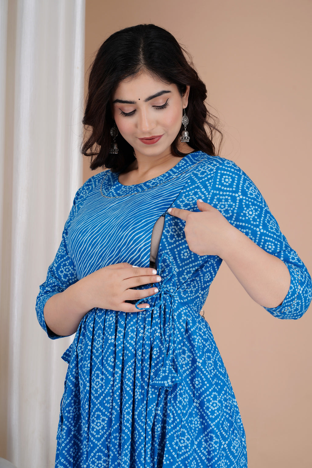 Majestic divas Cotton Blue Bandhani Printed Maternity Feeding Kurta Dress with Dual Zippers