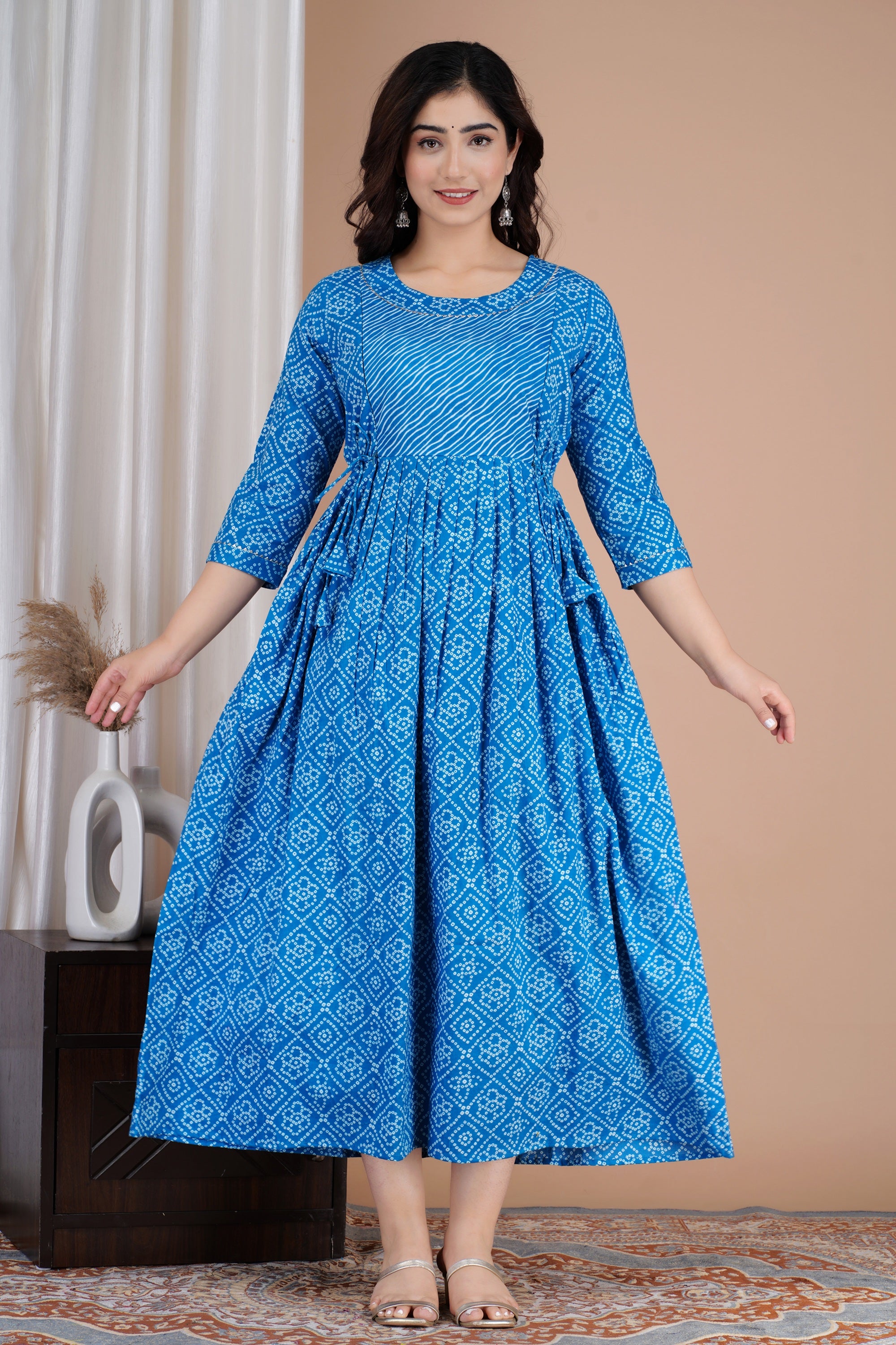 Majestic divas Cotton Blue Bandhani Printed Maternity Feeding Kurta Dress with Dual Zippers