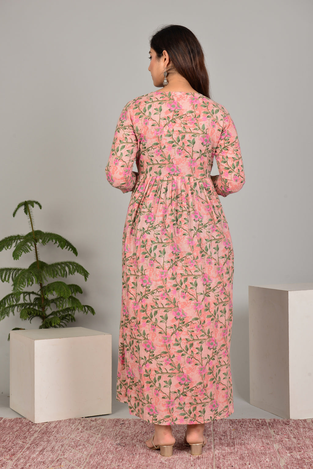 Majestic divas Cotton Peach Floral Vine Printed Maternity Feeding Kurta Dress with Contrast Buti Yoke & Dual Zippers