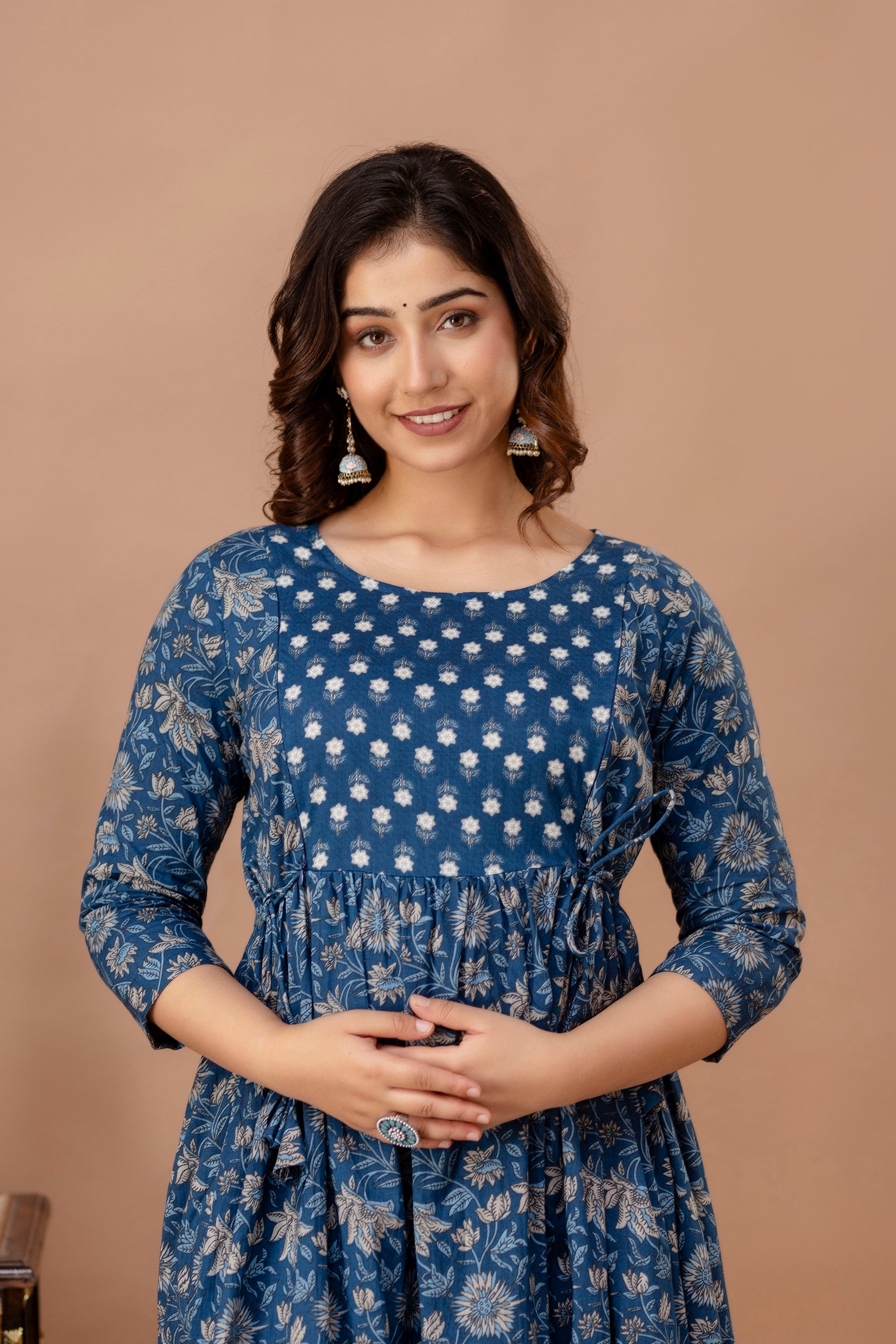 Majestic divas Cotton Blue Floral Buta Printed Maternity Feeding Kurta Dress with Dual Zippers