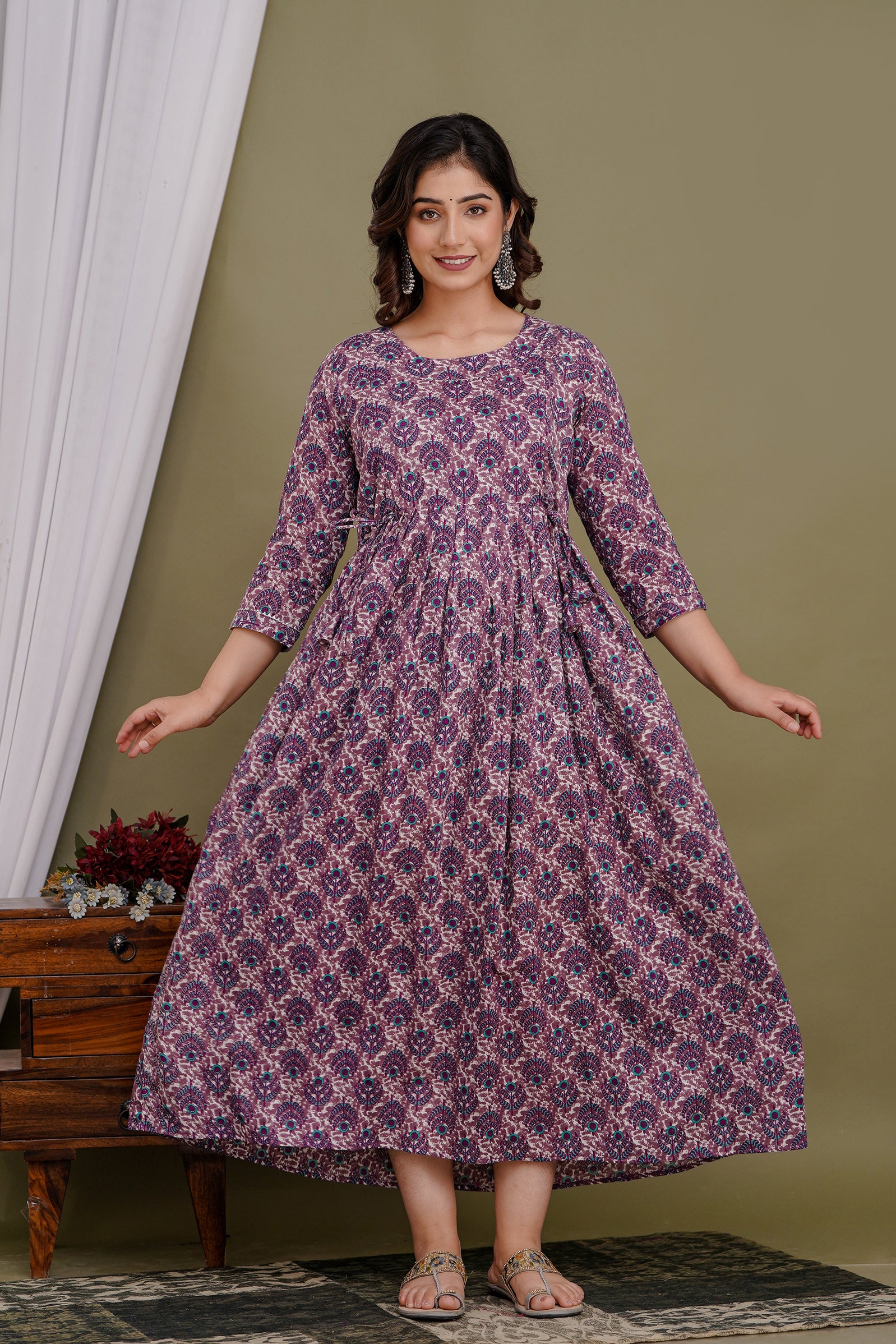 Majestic divas Cotton Mauve Ethnic Floral Printed Maternity Feeding Kurta Dress with Dual Zippers
