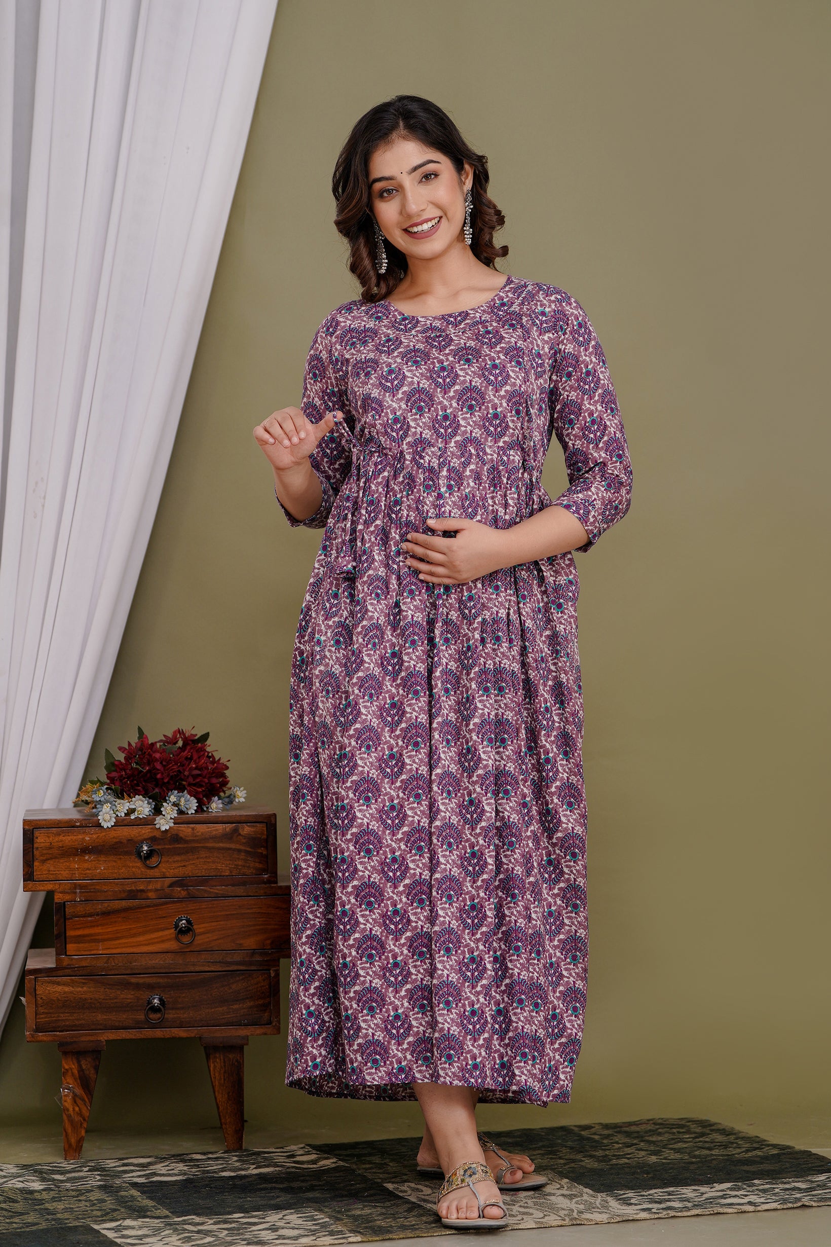 Majestic divas Cotton Mauve Ethnic Floral Printed Maternity Feeding Kurta Dress with Dual Zippers Main image