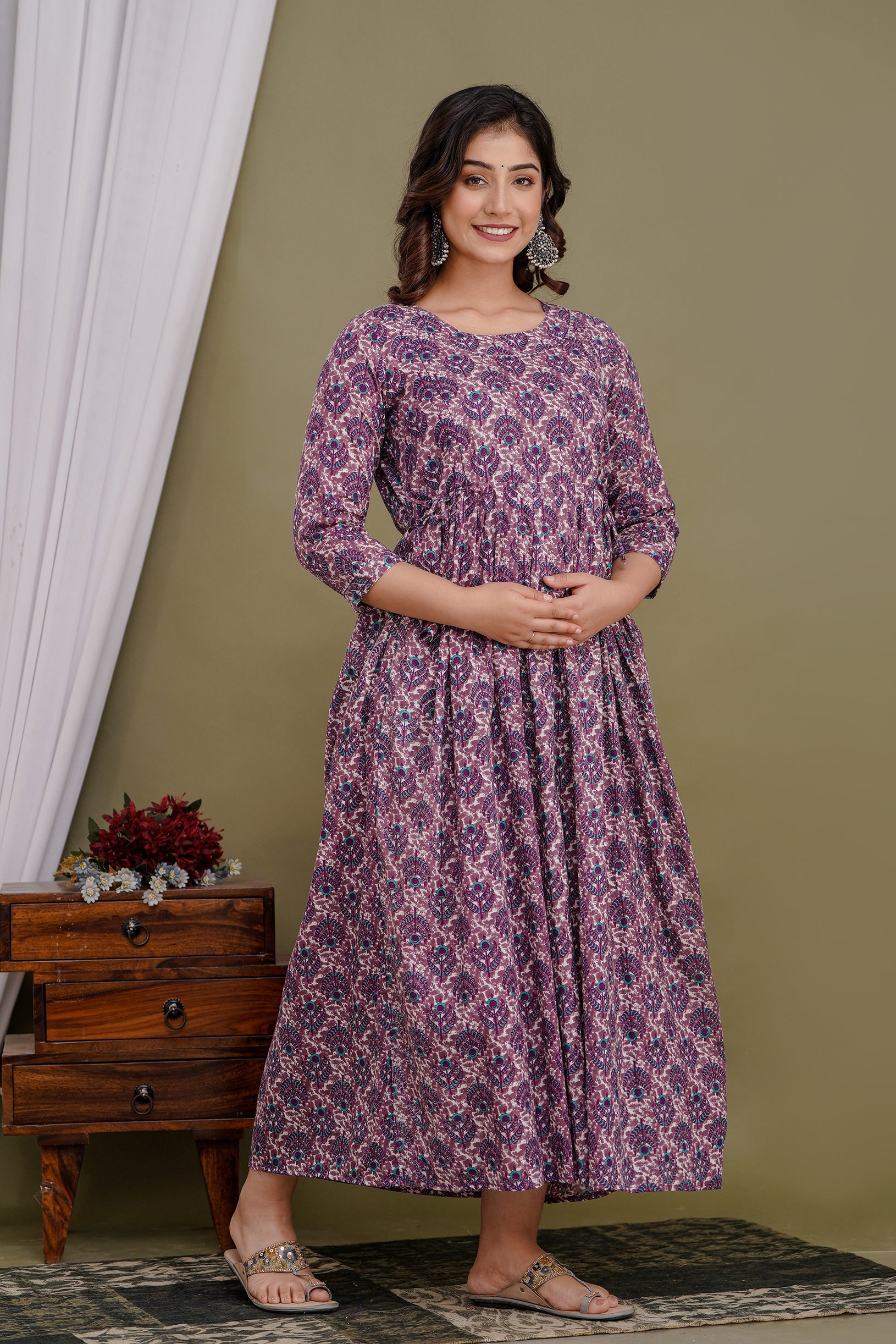 Majestic divas Cotton Mauve Ethnic Floral Printed Maternity Feeding Kurta Dress with Dual Zippers Secondary image