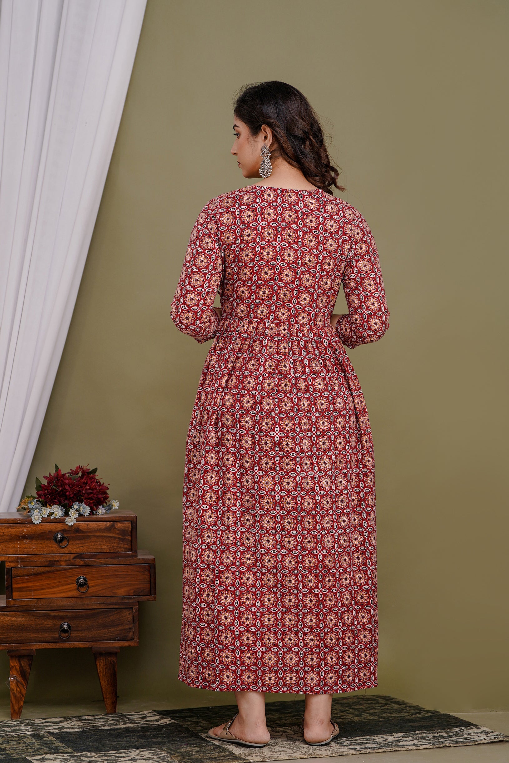 Majestic divas Cotton Rust Red Geometric Floral Printed Maternity Feeding Kurta Dress with Dual Zippers Secondary image