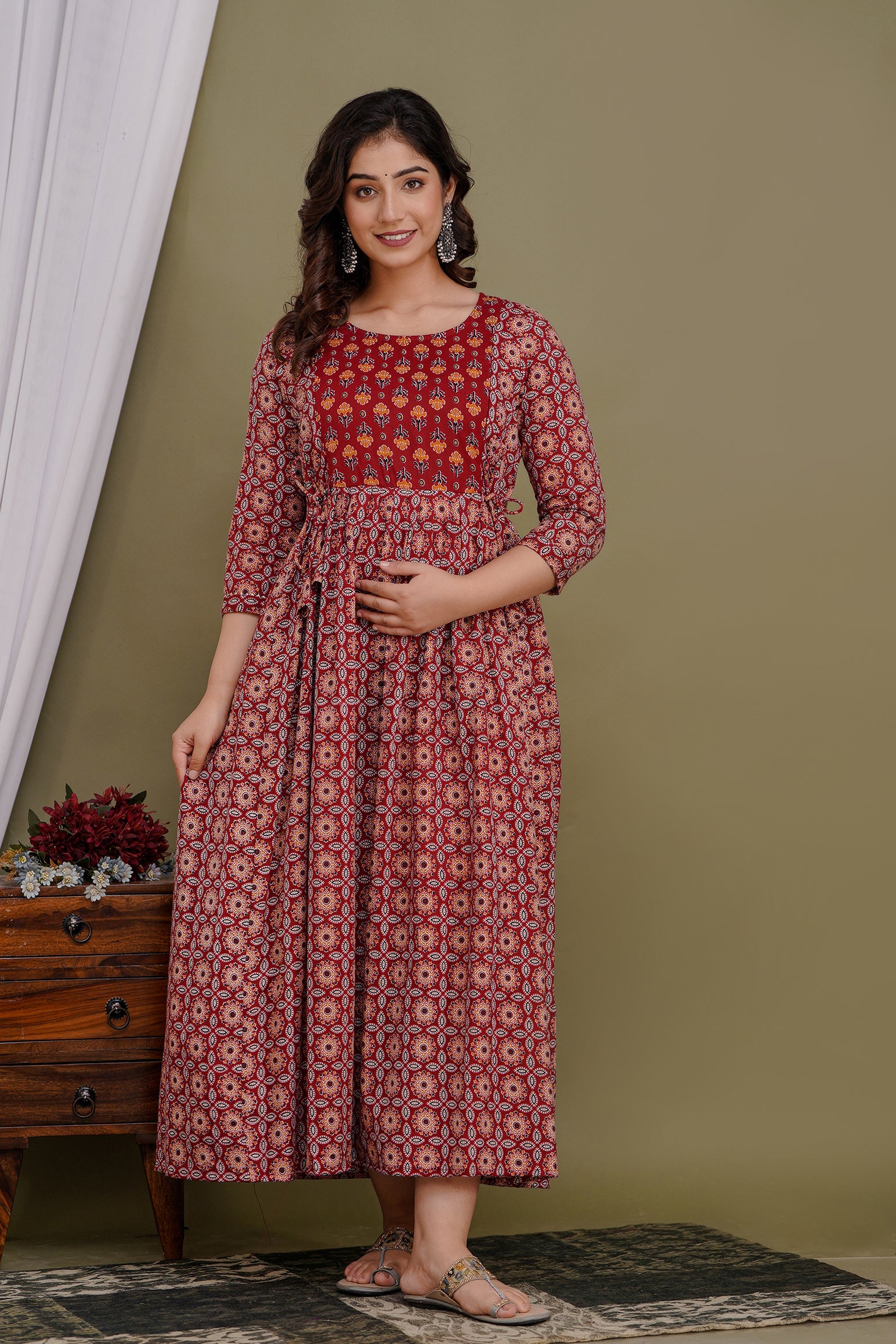 Majestic divas Cotton Rust Red Geometric Floral Printed Maternity Feeding Kurta Dress with Dual Zippers Main image