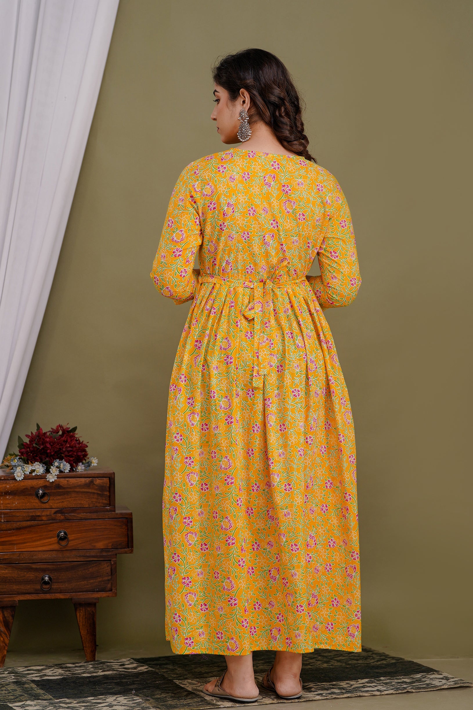 Majestic divas Cotton Mustard Yellow Pink Floral & Buti Printed Maternity Feeding Kurta Dress with Dual Zippers Secondary image