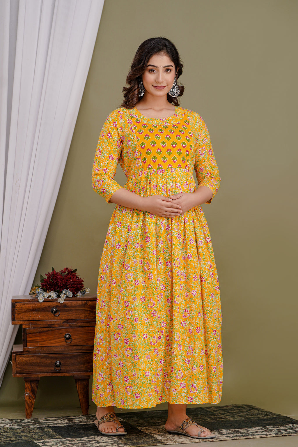 Majestic divas Cotton Mustard Yellow Pink Floral & Buti Printed Maternity Feeding Kurta Dress with Dual Zippers