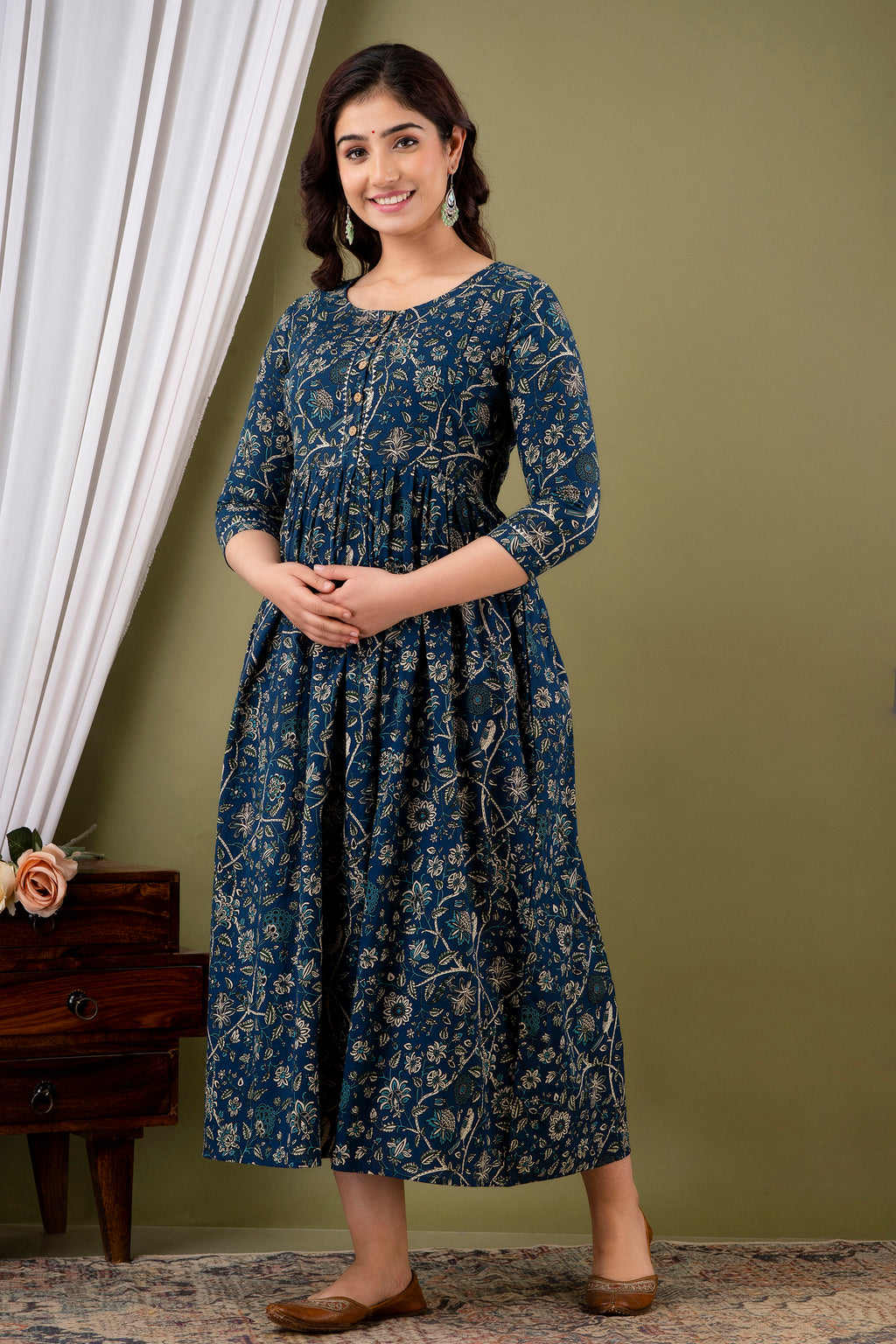 Majestic divas Cotton Teal Blue Beige Floral & Bird Printed Maternity Feeding Kurta Dress with Front Buttons & Dual Zippers