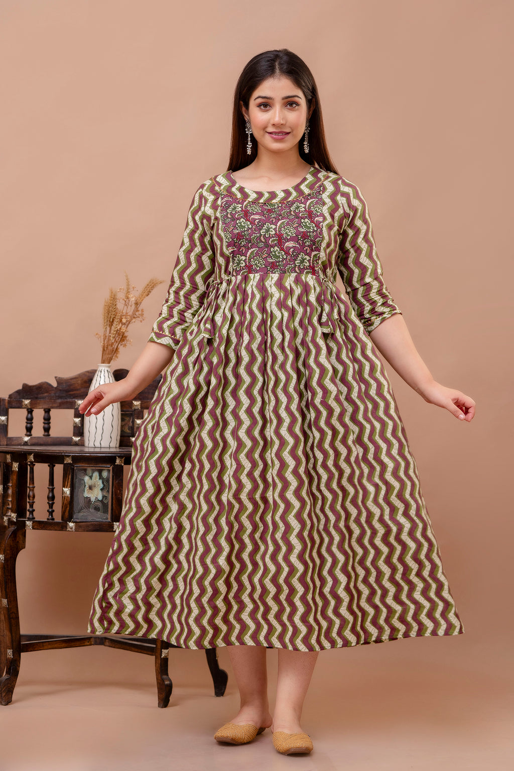 Majestic divas Cotton Olive Green & Wine Zigzag Printed Maternity Feeding Kurta Dress with Dual Side Zippers