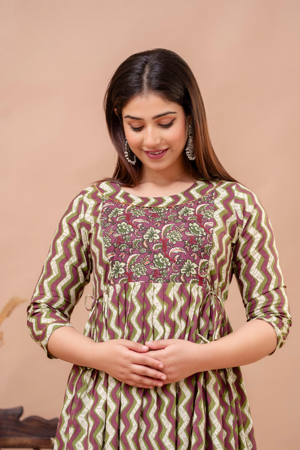 Majestic divas Cotton Olive Green & Wine Zigzag Printed Maternity Feeding Kurta Dress with Dual Side Zippers