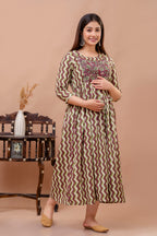 Majestic divas Cotton Olive Green & Wine Zigzag Printed Maternity Feeding Kurta Dress with Dual Side Zippers