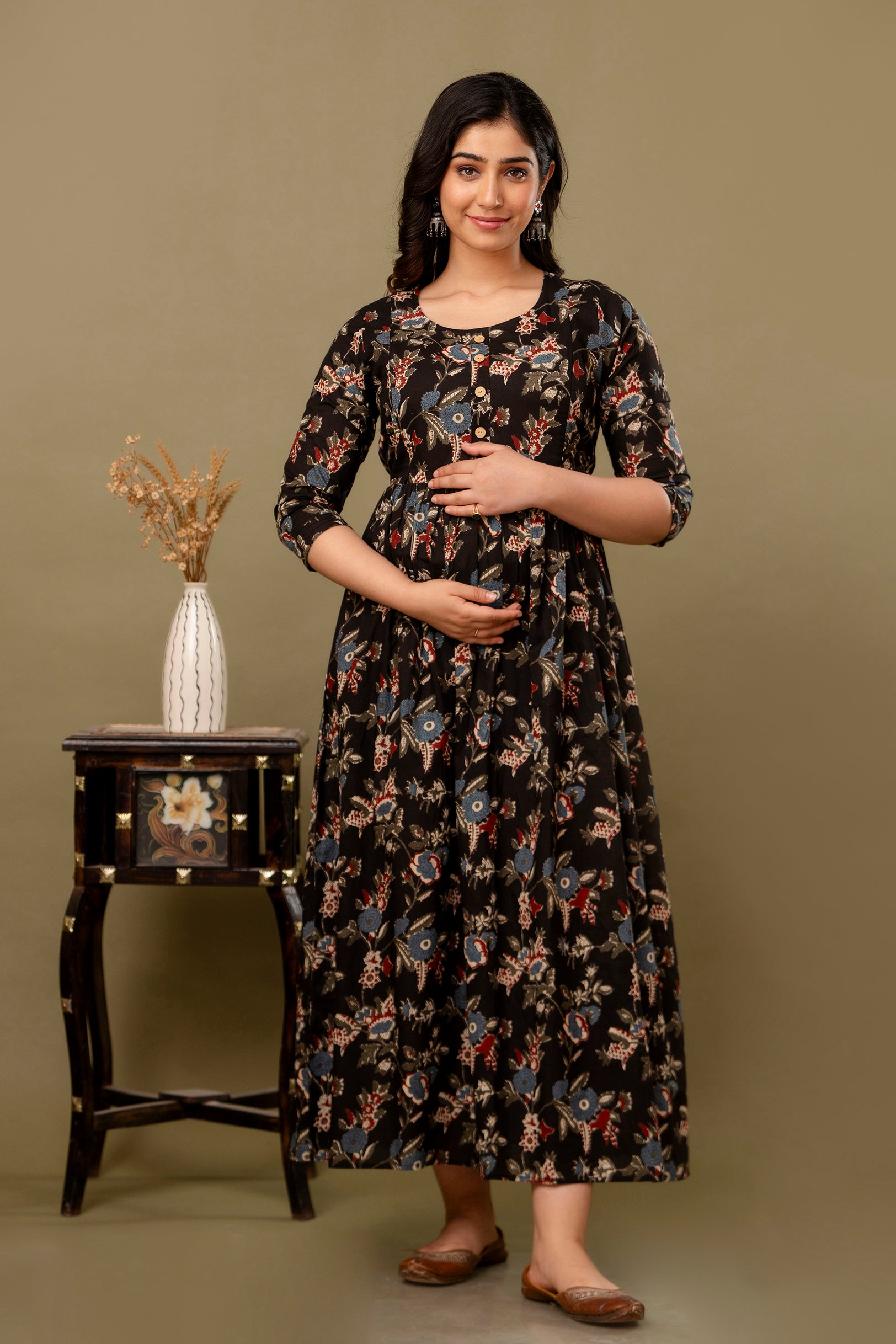 Majestic divas Cotton Black Multicolor Floral Printed Maternity Feeding Kurta Dress with Dual Side Zippers Main image