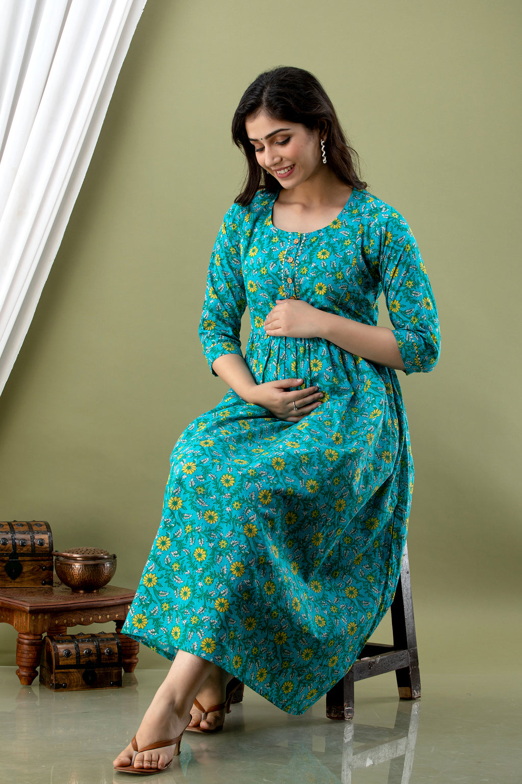 Majestic divas Cotton Teal Floral Printed Maternity Feeding Kurta Dress with Dual Zippers