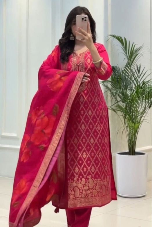 Wine Magenta Banarasi Silk Dupatta Set with Zari Work, Kurti & Pant