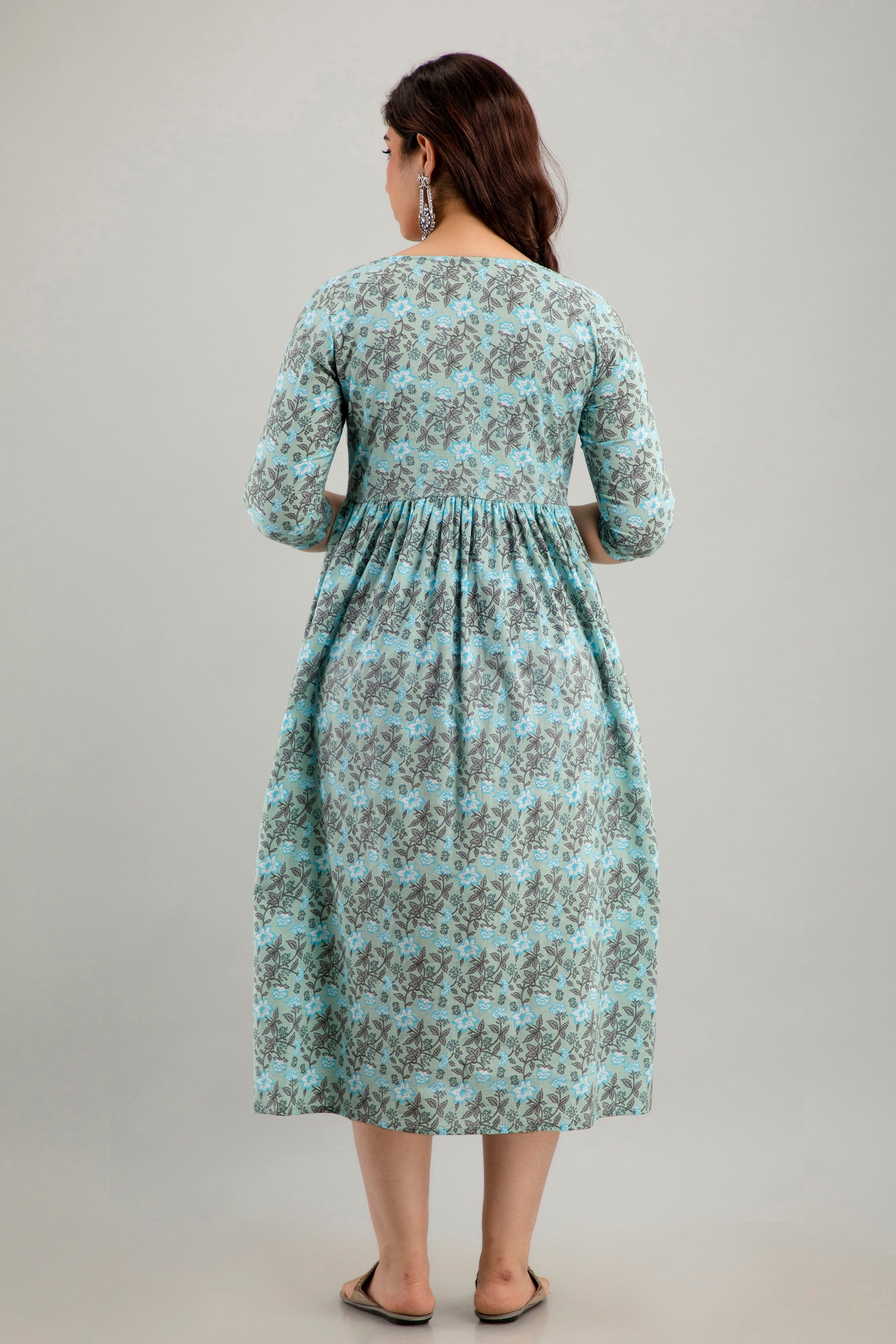 Majestic divas Cotton Mint Green Floral Maternity Feeding Kurta Dress with Dual Zippers