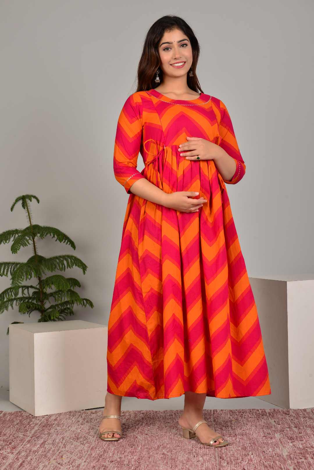 Majestic divas Cotton Pink Orange Chevron Zigzag Printed Maternity Feeding Kurta Dress with Dual Zippers Main image