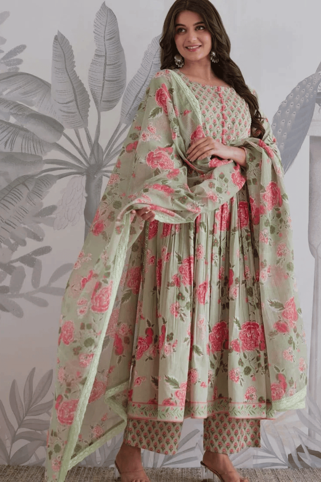 Majestic Diva's Sage Green Floral Printed Dupatta Set