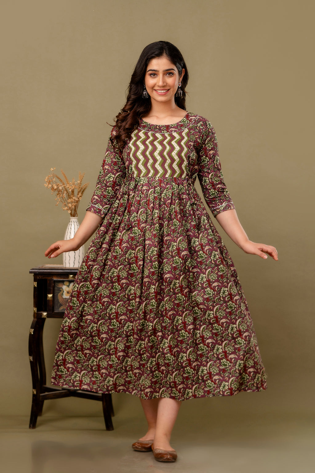 Majestic divas Cotton Wine Maroon Floral Maternity Feeding Kurta Dress with Dual Side Zippers