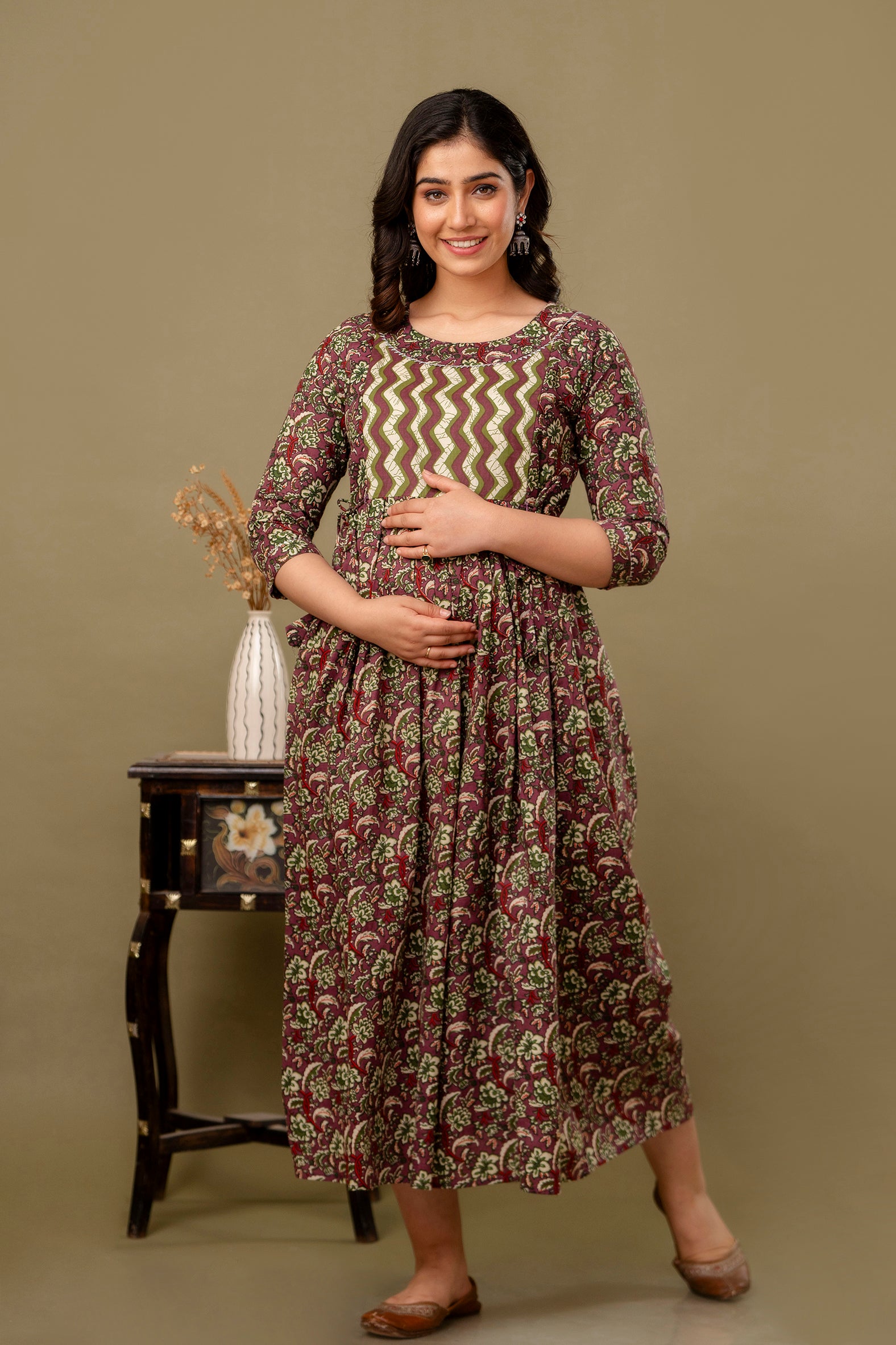 Majestic divas Cotton Wine Maroon Floral Maternity Feeding Kurta Dress with Dual Side Zippers