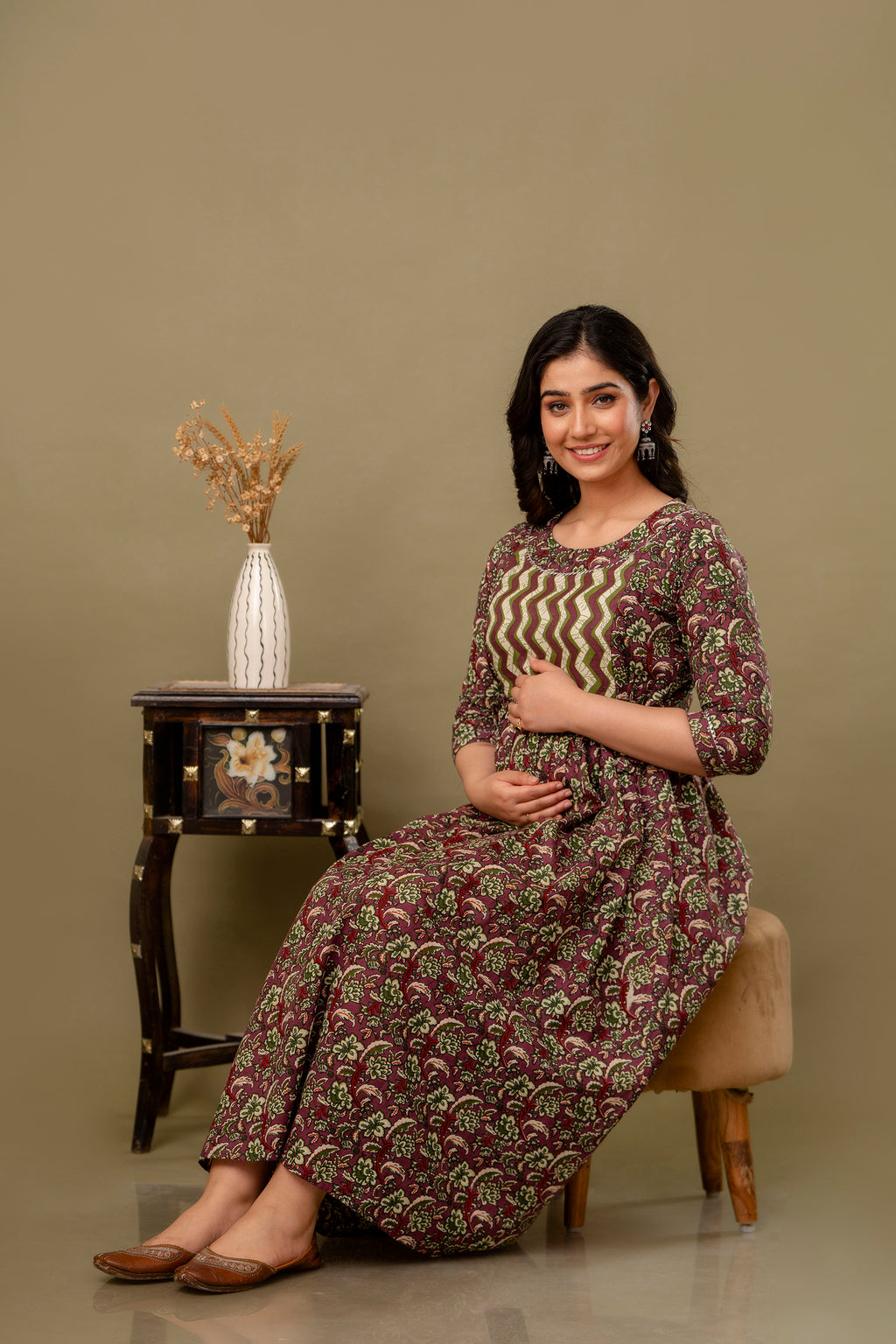 Majestic divas Cotton Wine Maroon Floral Maternity Feeding Kurta Dress with Dual Side Zippers
