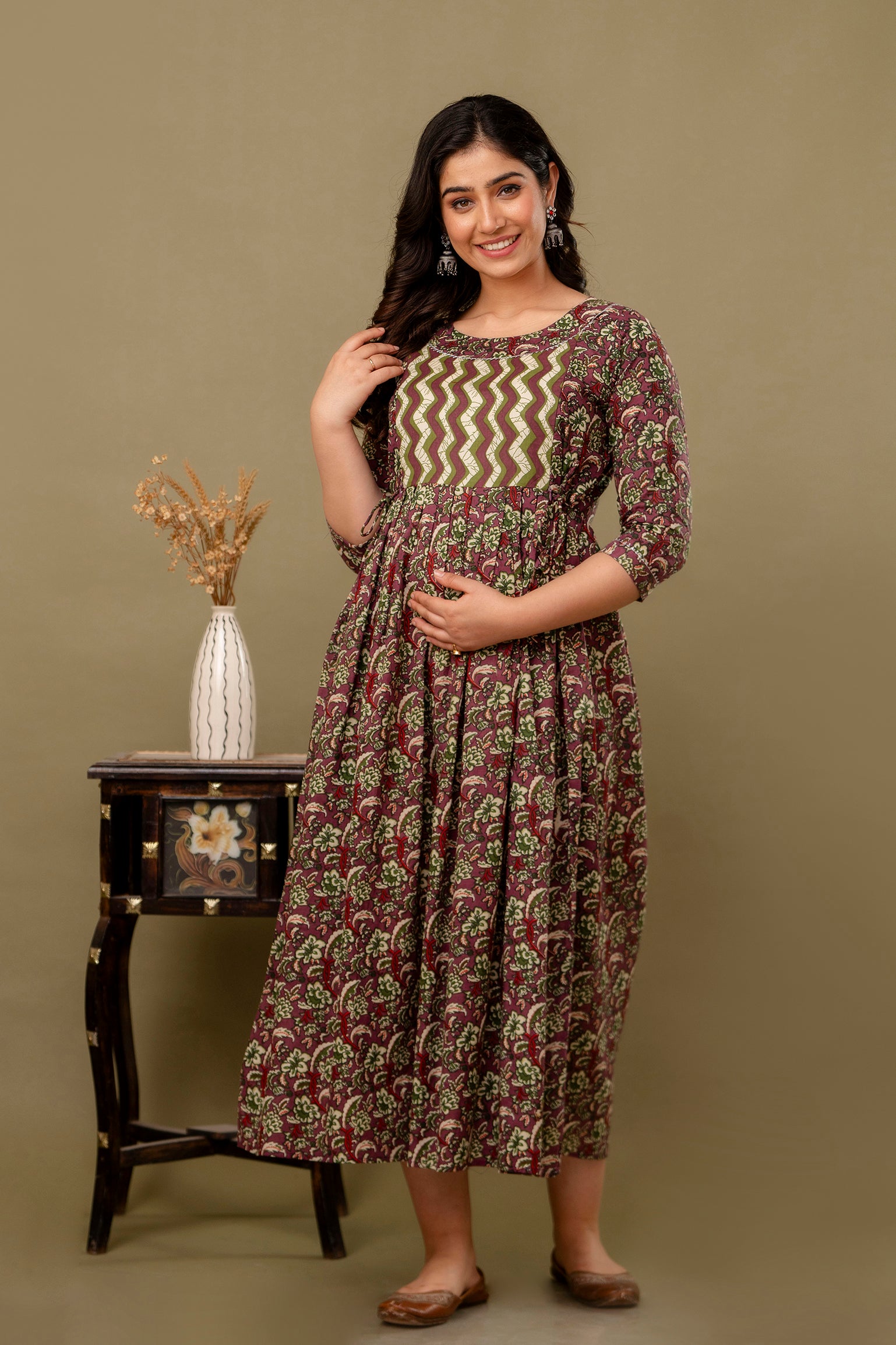 Majestic divas Cotton Wine Maroon Floral Maternity Feeding Kurta Dress with Dual Side Zippers