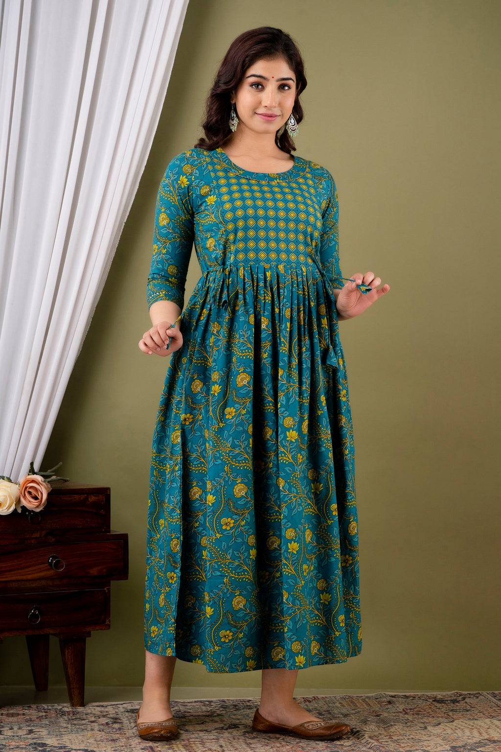 Majestic divas Cotton Teal Blue Floral Vine Printed Maternity Feeding Kurta Dress with Dual Zippers