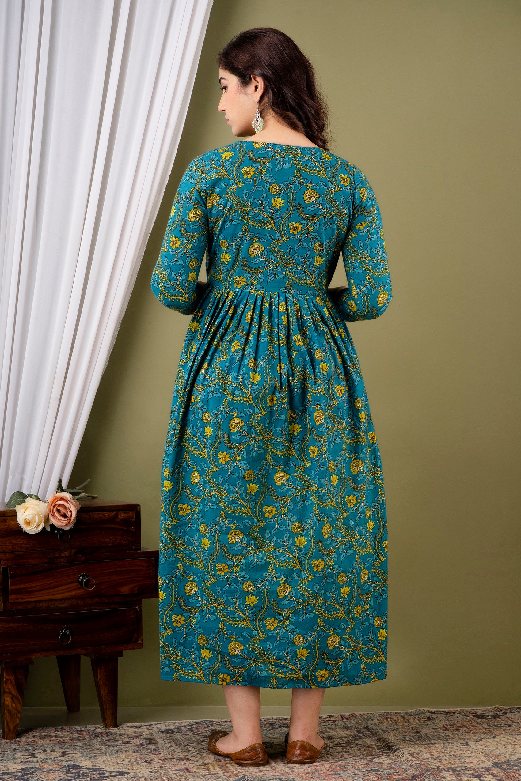 Majestic divas Cotton Teal Blue Floral Vine Printed Maternity Feeding Kurta Dress with Dual Zippers Secondary image