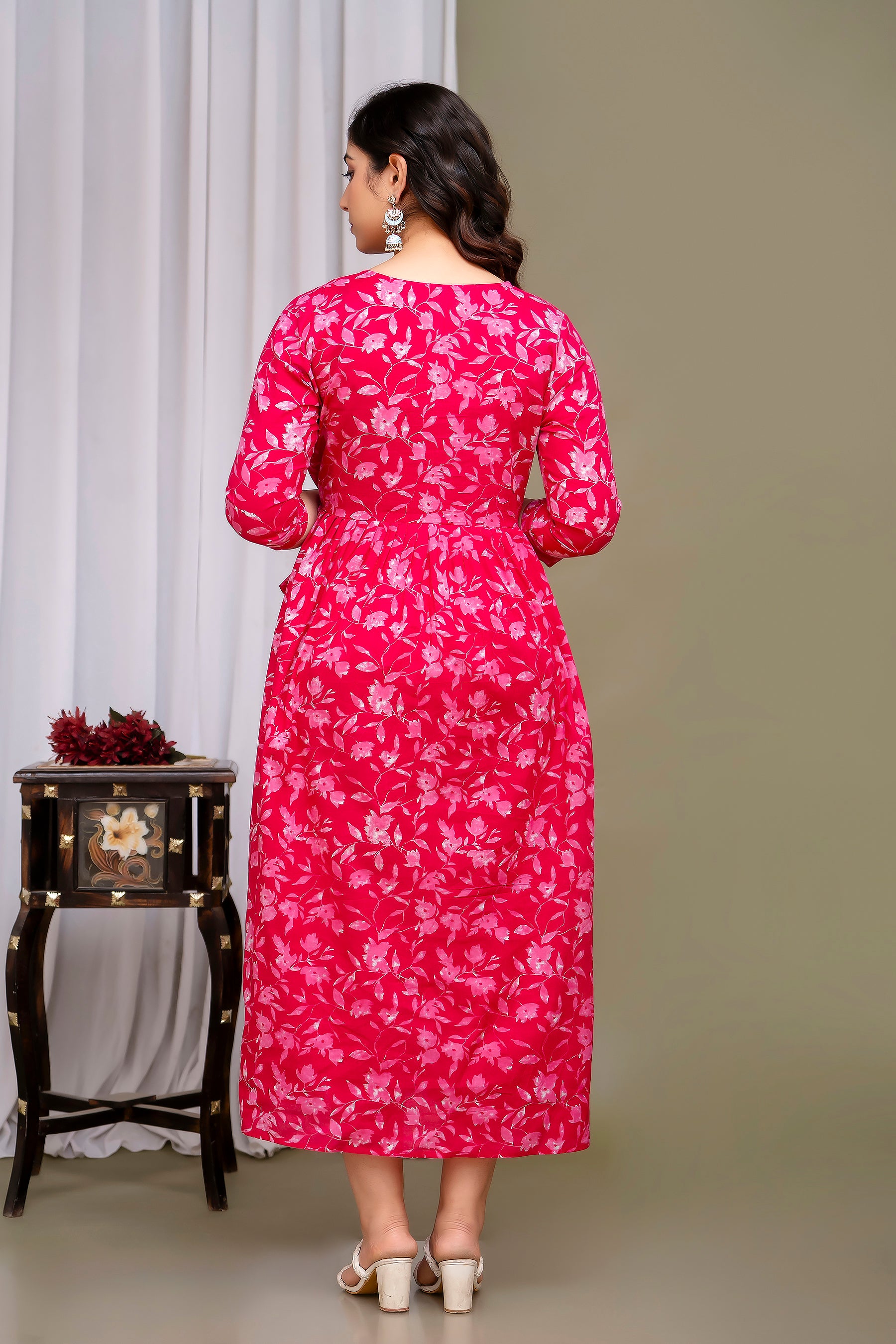 Majestic divas Cotton Rani Pink Floral Printed Maternity Feeding Kurta Dress with Dual Zippers