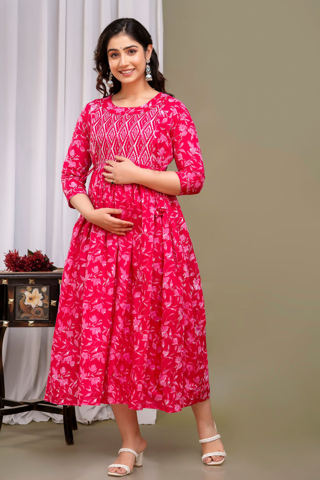 Majestic divas Cotton Rani Pink Floral Printed Maternity Feeding Kurta Dress with Dual Zippers