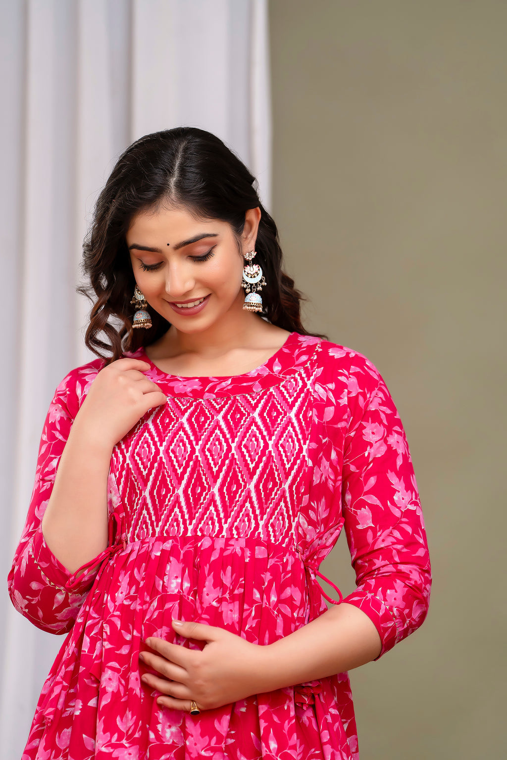 Majestic divas Cotton Rani Pink Floral Printed Maternity Feeding Kurta Dress with Dual Zippers