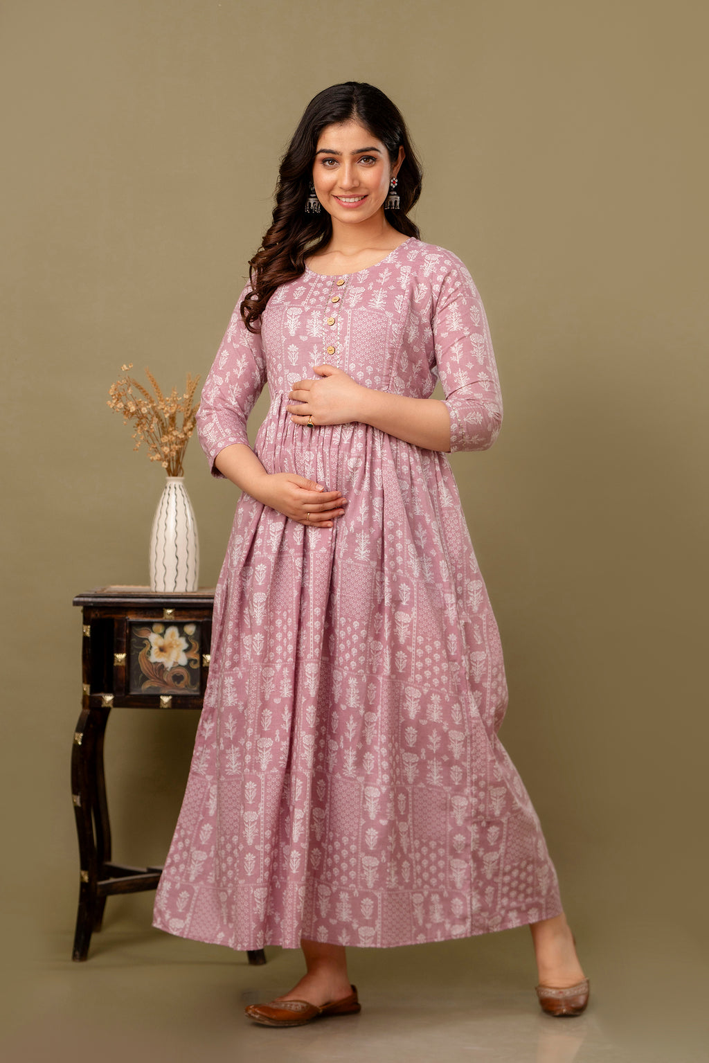 Majestic divas Cotton Dusty Rose Floral Printed Maternity Feeding Kurta Dress with Dual Zippers