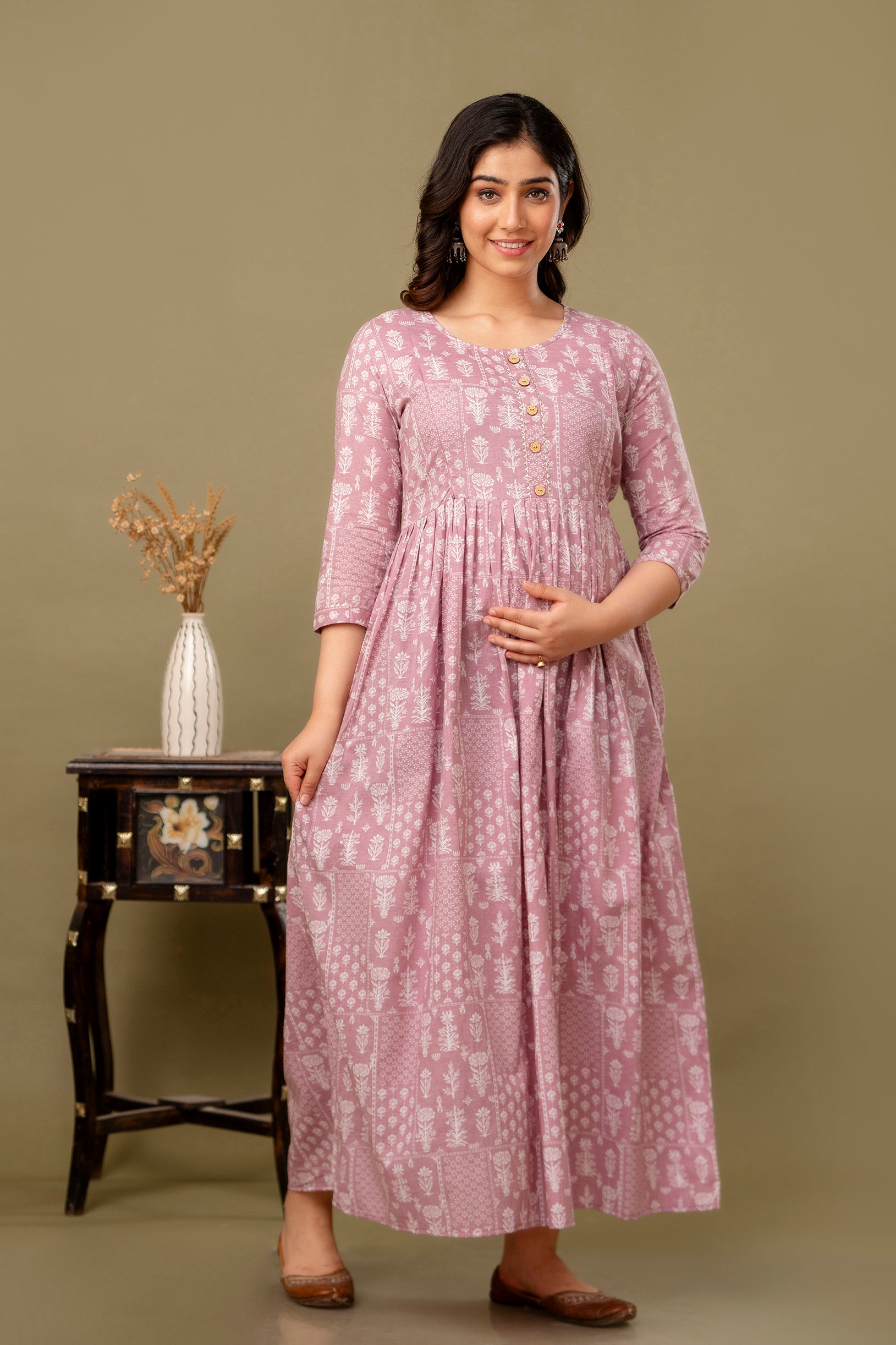 Majestic divas Cotton Dusty Rose Floral Printed Maternity Feeding Kurta Dress with Dual Zippers