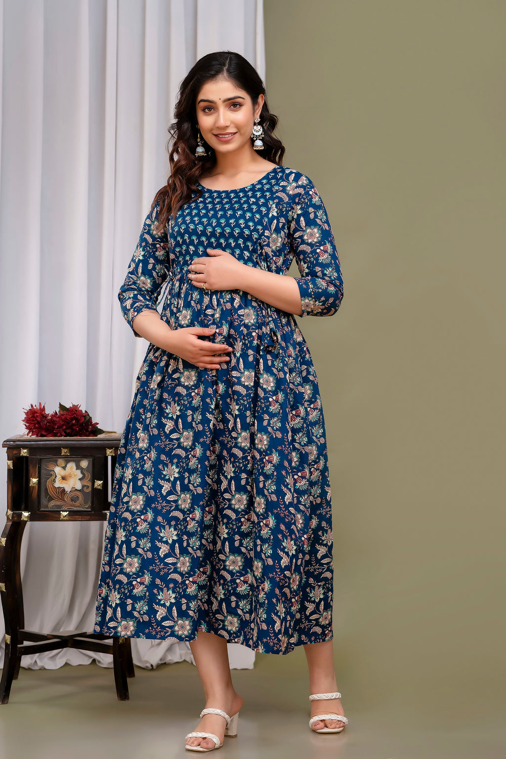 Majestic divas Cotton Navy Blue Floral Printed Maternity Feeding Kurta Dress with Dual Zippers
