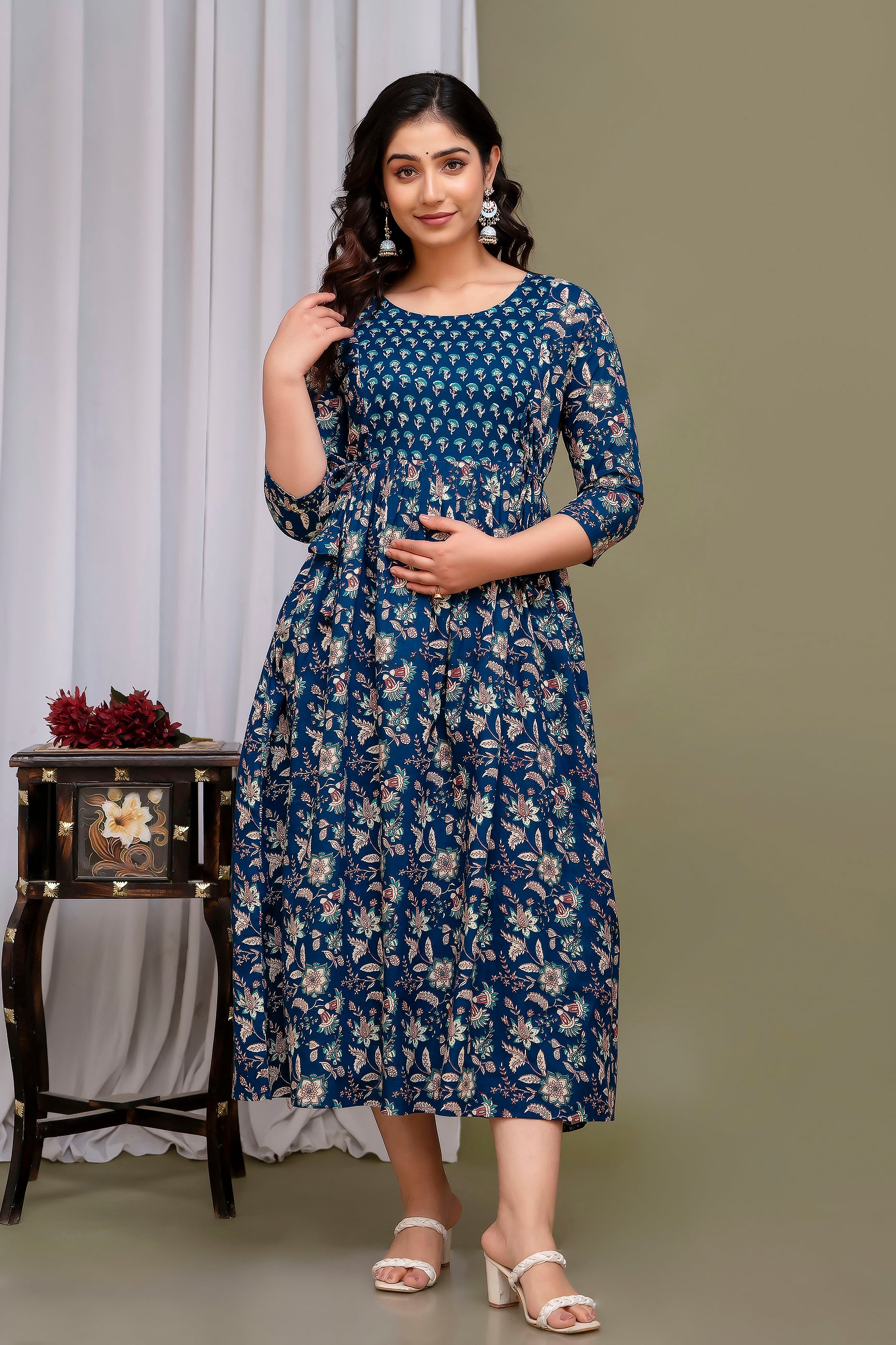 Majestic divas Cotton Navy Blue Floral Printed Maternity Feeding Kurta Dress with Dual Zippers